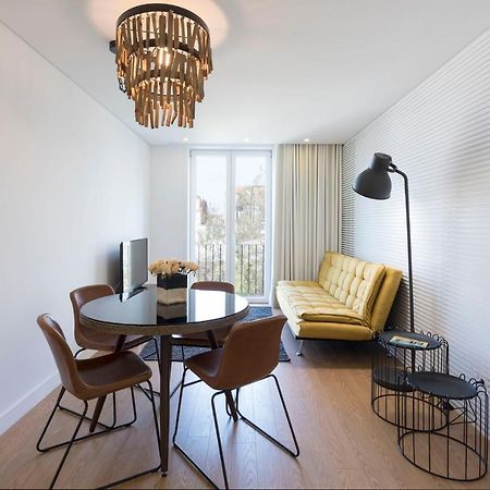 Lovelystay - Central Flat W/ Ac & Balcony Porto Eksteriør billede