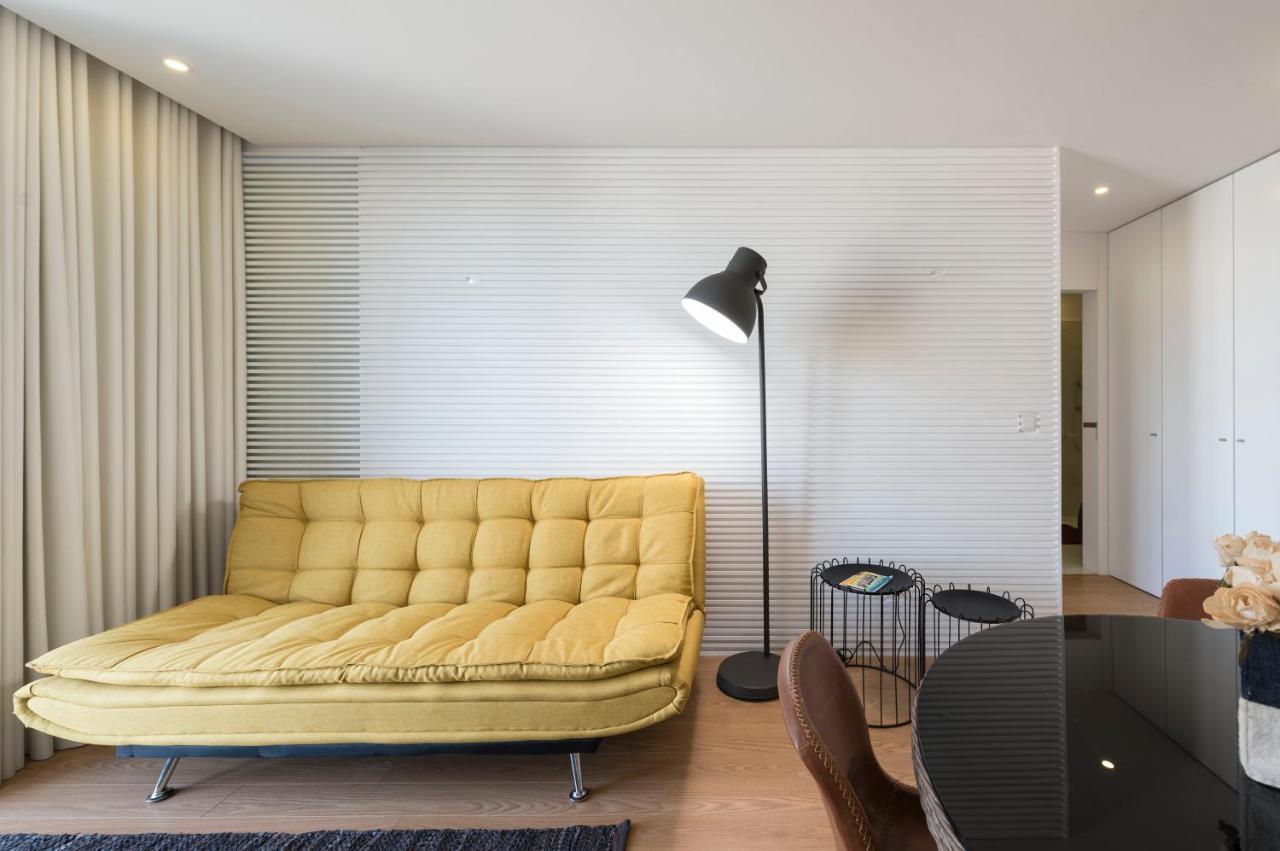 Lovelystay - Central Flat W/ Ac & Balcony Porto Eksteriør billede